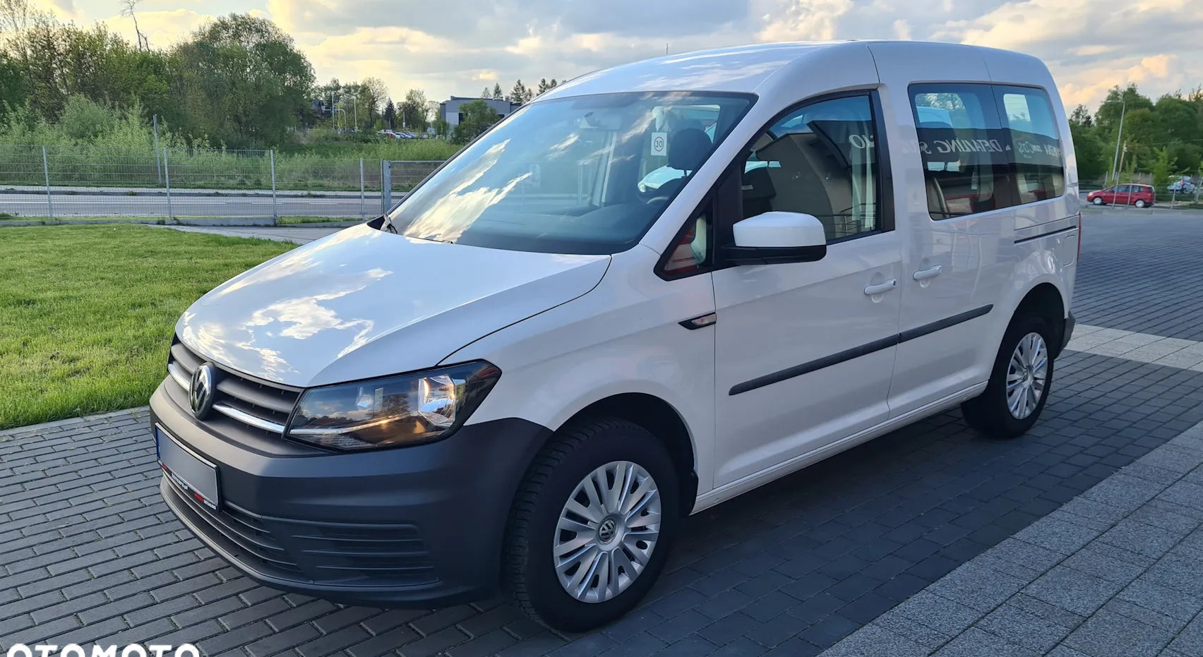 Volkswagen Caddy cena 58900 przebieg: 148000, rok produkcji 2019 z Częstochowa małe 211